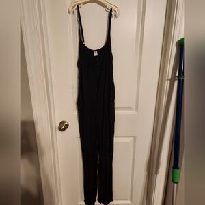 Womens old navy jumpsuit size small.